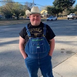 Meet your Posher, Aaron